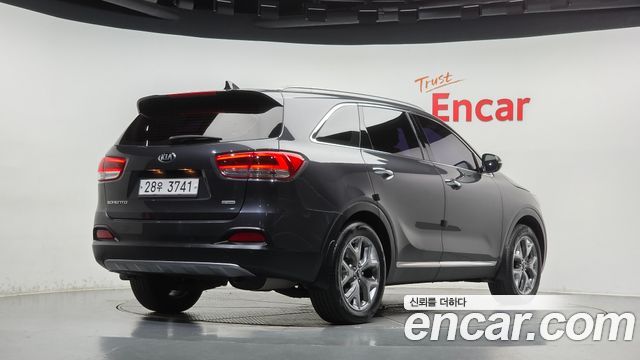 Kia Sorento 2015 — photo 2