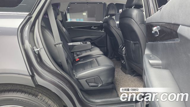 Kia Sorento 2015 — photo 18