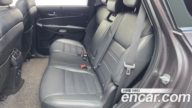 Kia Sorento 2015 — photo 16