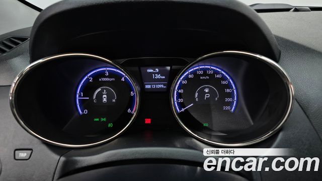 Hyundai Tucson 2012 — photo 8