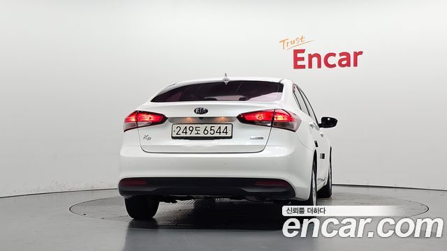 Kia K3 2017 — photo 4
