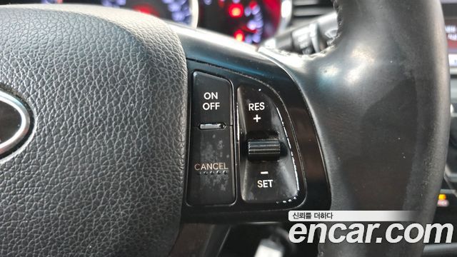 Kia K5 2013 — photo 17