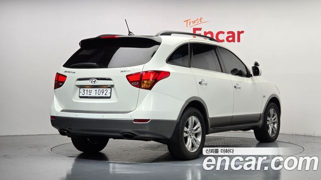 Hyundai Veracruz 2011 — photo 2