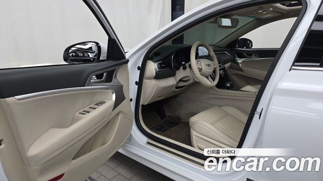 Genesis G70 2022 — photo 10