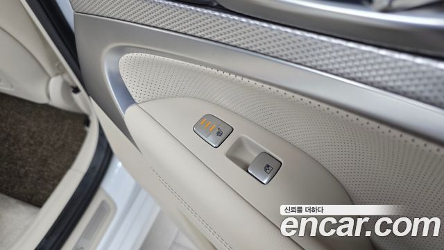 Genesis G70 2022 — photo 19