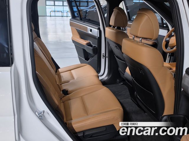 Hyundai Santafe 2024 — photo 11