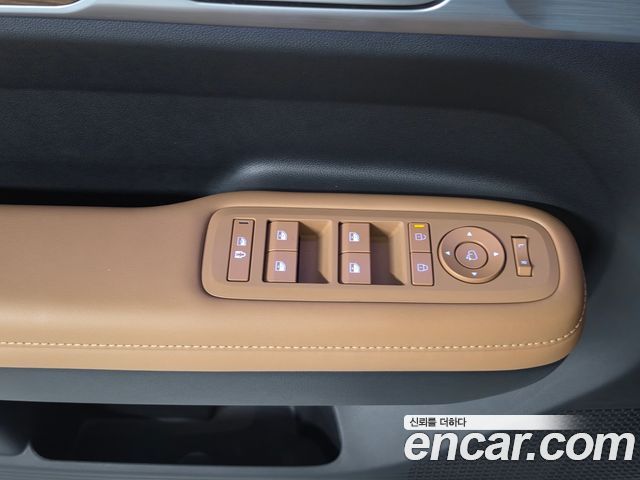Hyundai Santafe 2024 — photo 18
