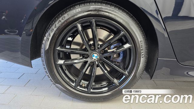 BMW 5-Series 2021 — photo 5