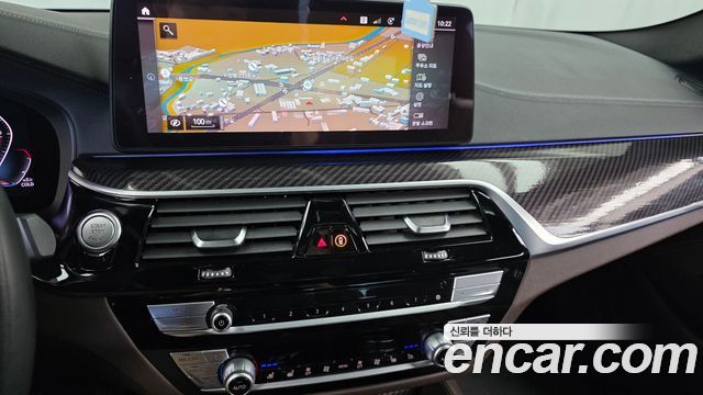 BMW 5-Series 2021 — photo 19