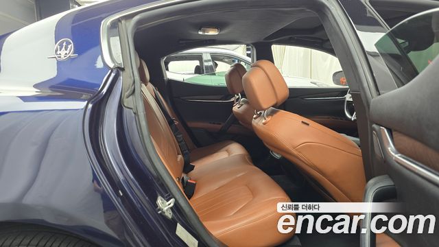 Maserati Ghibli 2018 — photo 12