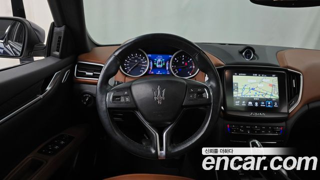 Maserati Ghibli 2018 — photo 13