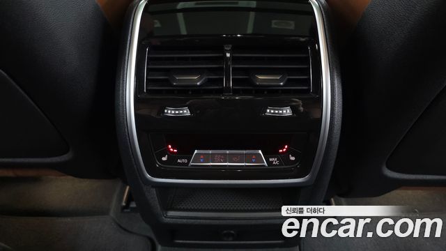 BMW X6 2023 — photo 25