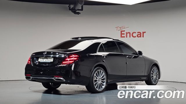Mercedes-Benz S-Class 2018 — photo 2
