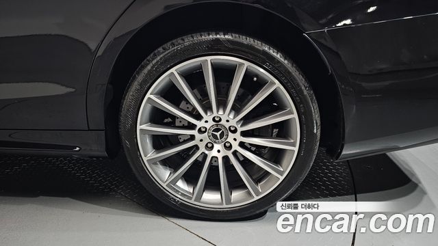 Mercedes-Benz S-Class 2018 — photo 7