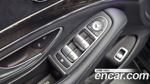 Mercedes-Benz S-Class 2018 — photo 31