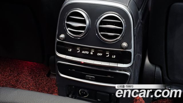 Mercedes-Benz S-Class 2018 — photo 32
