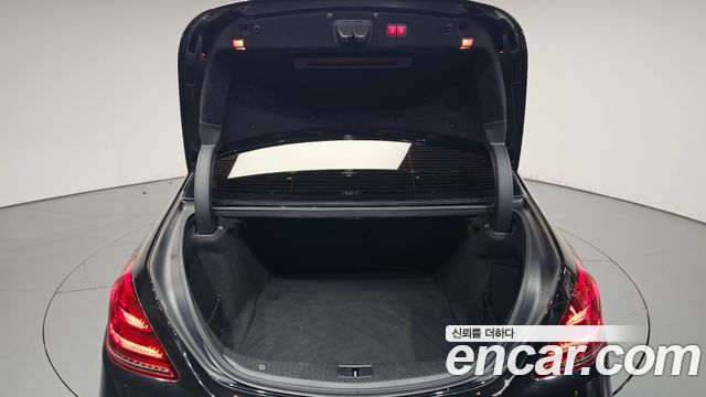 Mercedes-Benz S-Class 2018 — photo 38