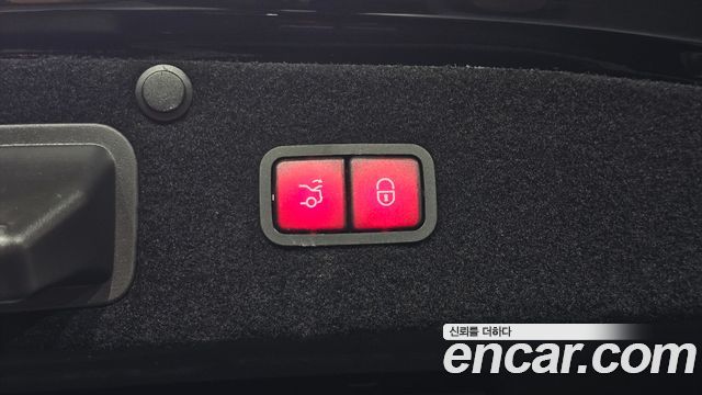 Mercedes-Benz S-Class 2018 — photo 39