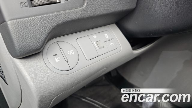 Hyundai Starex 2017 — photo 27