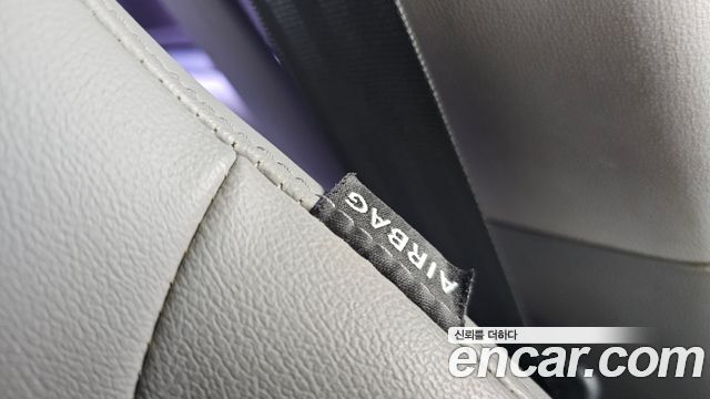 Hyundai Starex 2017 — photo 30