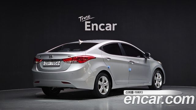 Hyundai AVANTE 2013 — photo 2
