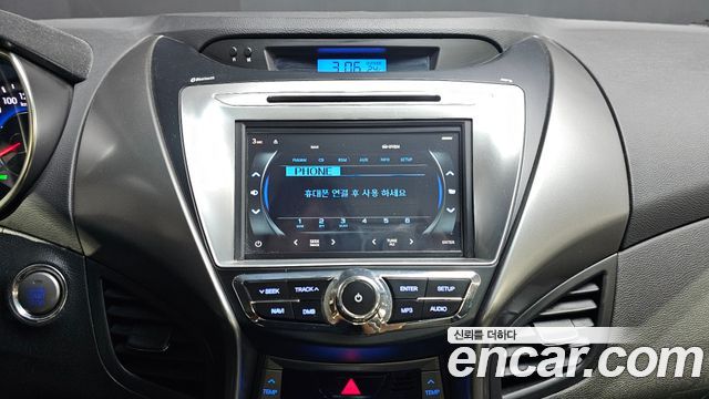 Hyundai AVANTE 2013 — photo 22