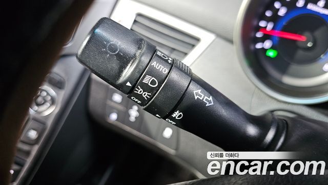 Hyundai AVANTE 2013 — photo 27