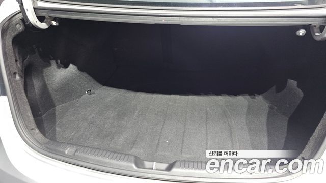 Hyundai AVANTE 2013 — photo 31