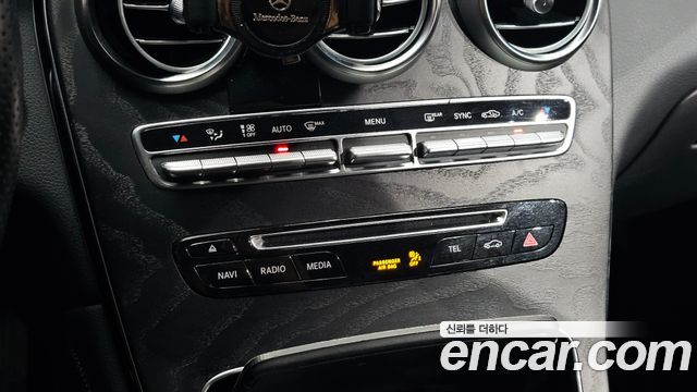 Mercedes-Benz GLC-Class 2019 — photo 27