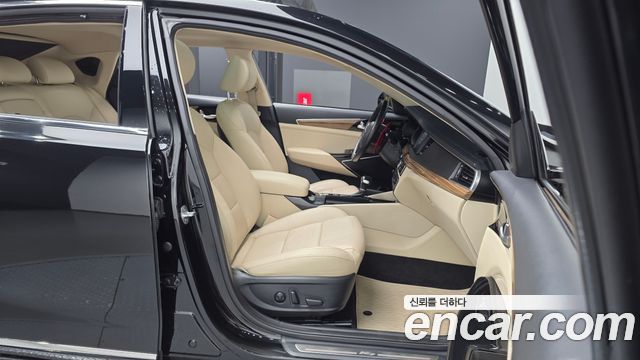 Kia K7 2018 — photo 17
