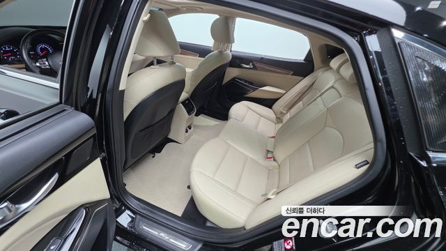 Kia K7 2018 — photo 16