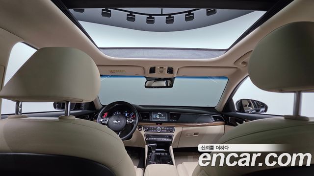 Kia K7 2018 — photo 28