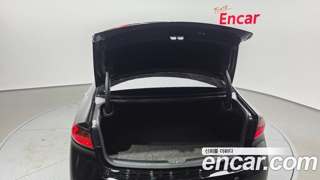 Kia K7 2018 — photo 29