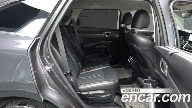 Kia Sorento 2021 — photo 17