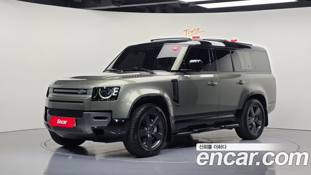 Land Rover Defender 2024 — photo 1