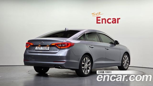 Hyundai Sonata 2015 — photo 2