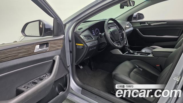 Hyundai Sonata 2015 — photo 11
