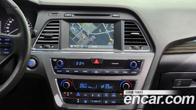 Hyundai Sonata 2015 — photo 16