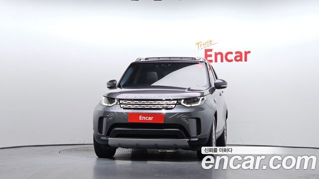 Land Rover Discovery 2019 — photo 3