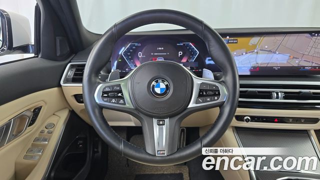 BMW 3-Series 2023 — photo 20