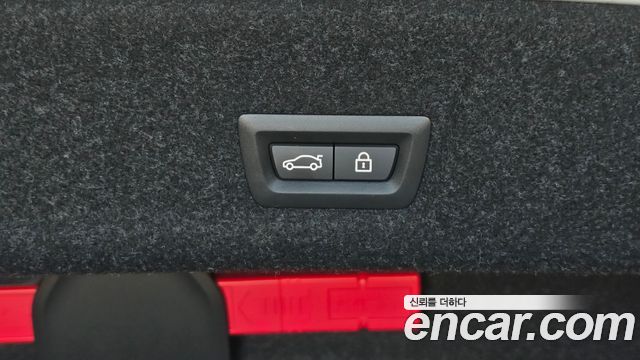 BMW 3-Series 2023 — photo 23