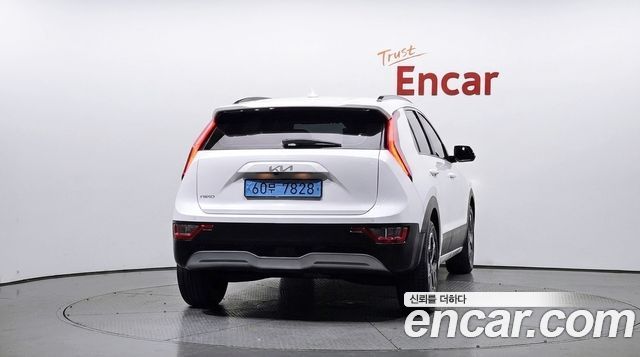 Kia Niro 2023 — photo 4