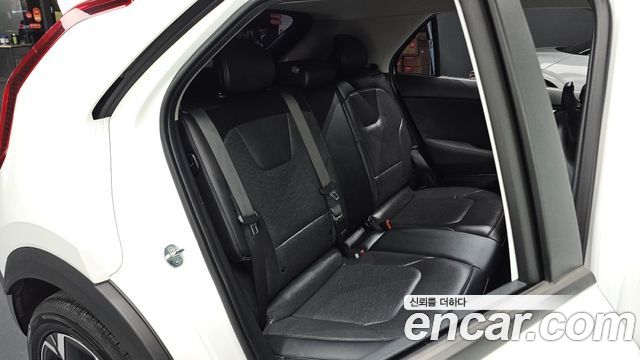 Kia Niro 2023 — photo 13