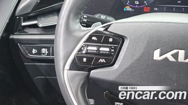 Kia Niro 2023 — photo 22
