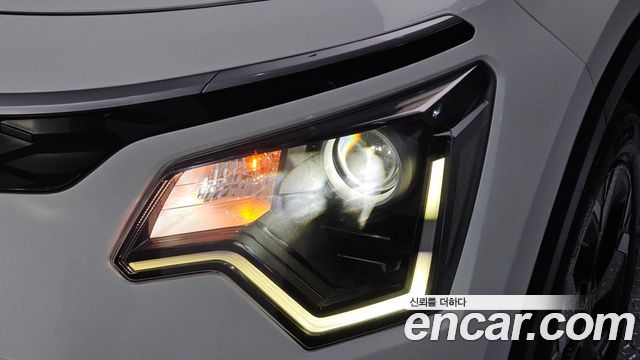 Kia Niro 2023 — photo 8