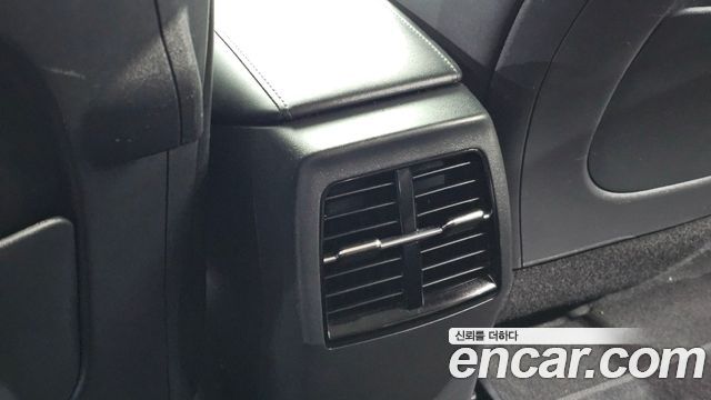 Kia Niro 2023 — photo 29