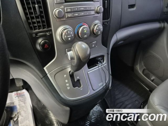 Hyundai Starex 2014 — photo 8