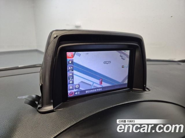 Hyundai Starex 2014 — photo 13
