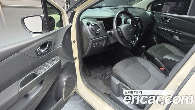 Renault Korea QM3 2015 — photo 10