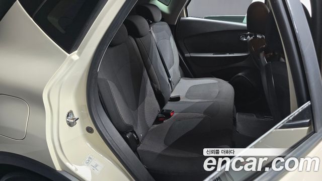 Renault Korea QM3 2015 — photo 12